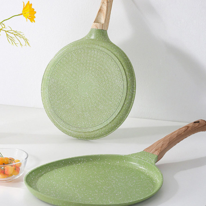 木製ハンドル付きの焦げ付き防止フライパン、クレープパンケーキ - Crepe Pan Nonstick のレビューと価格